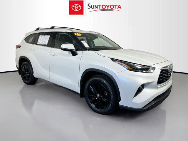 used 2022 Toyota Highlander car, priced at $29,350