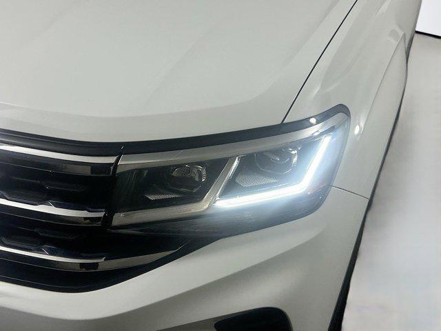 used 2022 Volkswagen Atlas Cross Sport car, priced at $21,100