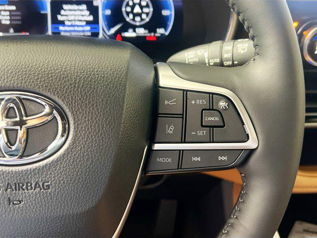 new 2026 Toyota Highlander Hybrid car, priced at $58,748