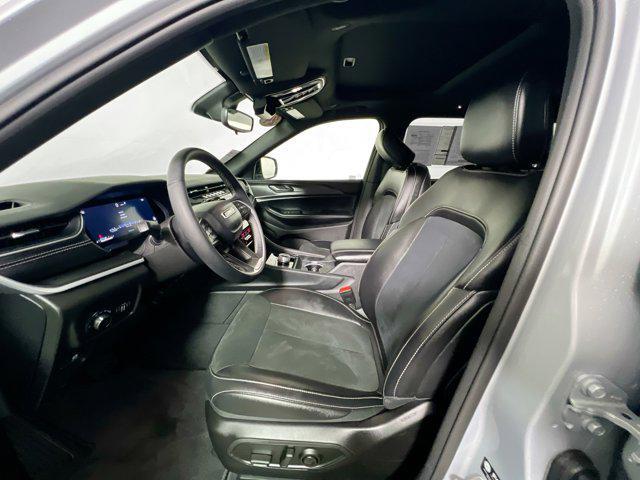 used 2024 Jeep Grand Cherokee car, priced at $31,990