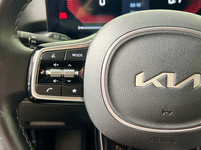 used 2024 Kia Sorento car, priced at $24,347
