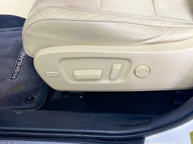 used 2014 Toyota Highlander car, priced at $16,479