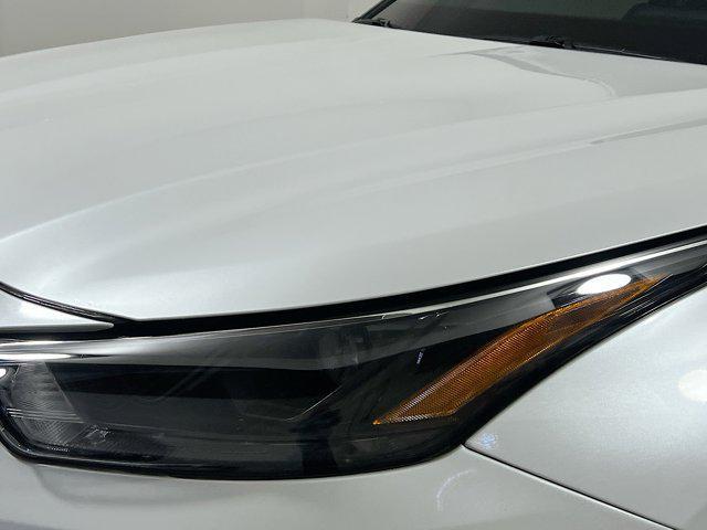 used 2024 Toyota Highlander Hybrid car, priced at $44,970