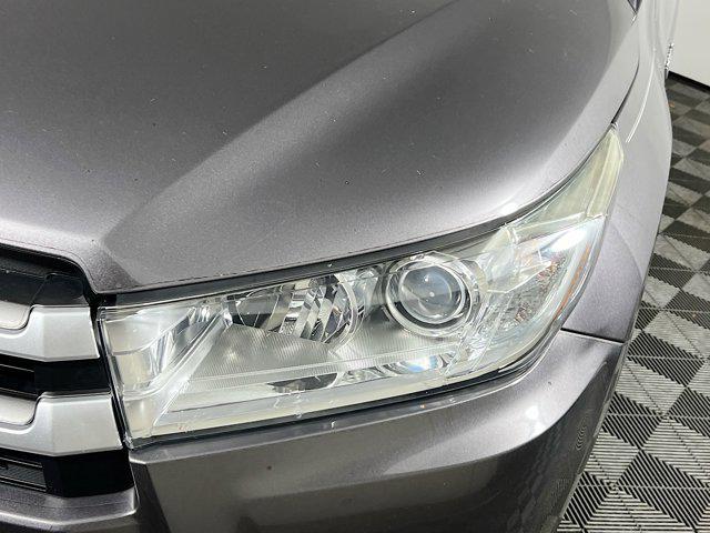 used 2019 Toyota Highlander Hybrid car, priced at $24,975
