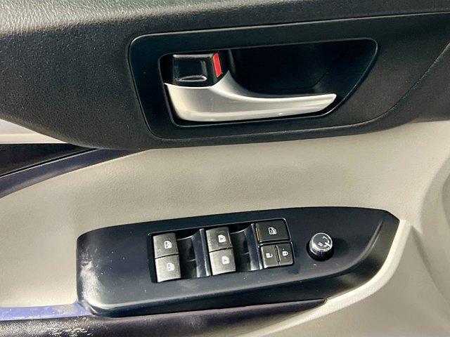 used 2019 Toyota Highlander Hybrid car, priced at $24,975