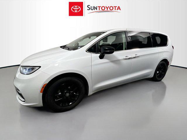 used 2024 Chrysler Pacifica car, priced at $24,660