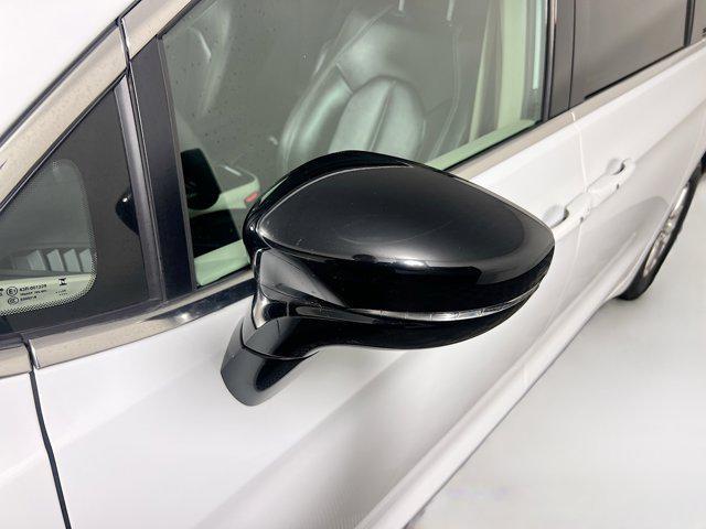 used 2024 Chrysler Pacifica car, priced at $24,660