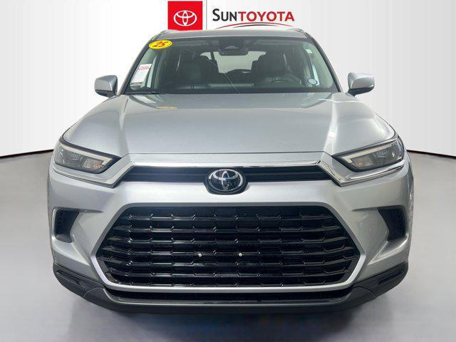 used 2025 Toyota Grand Highlander car, priced at $39,800