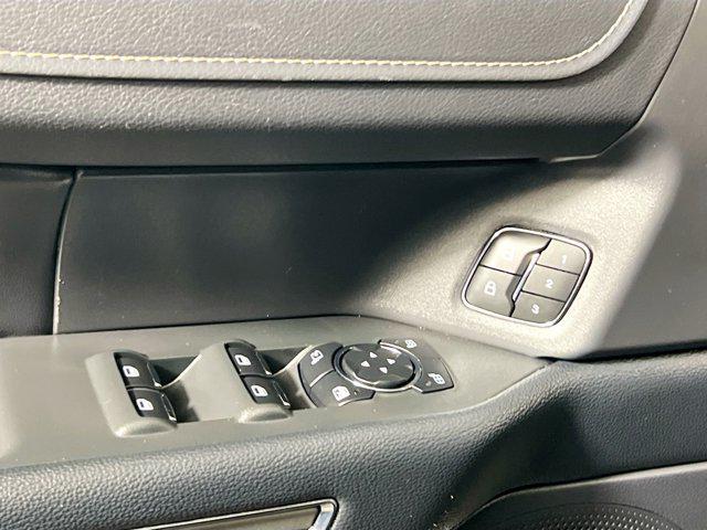 used 2024 Ford Expedition car, priced at $38,186