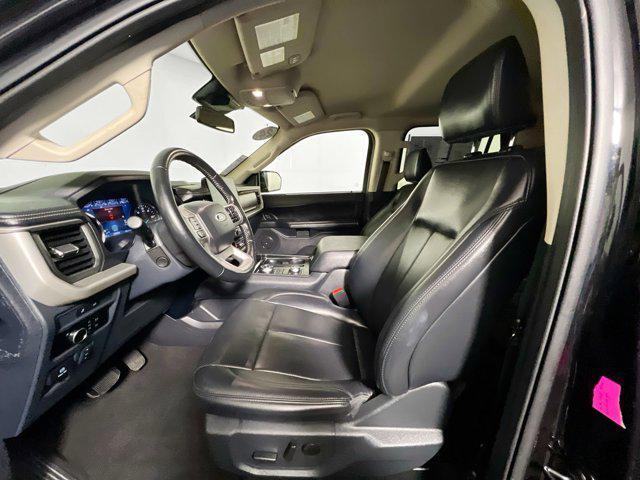 used 2024 Ford Expedition car, priced at $38,186