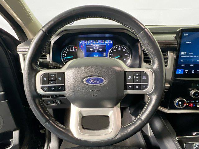 used 2024 Ford Expedition car, priced at $38,186