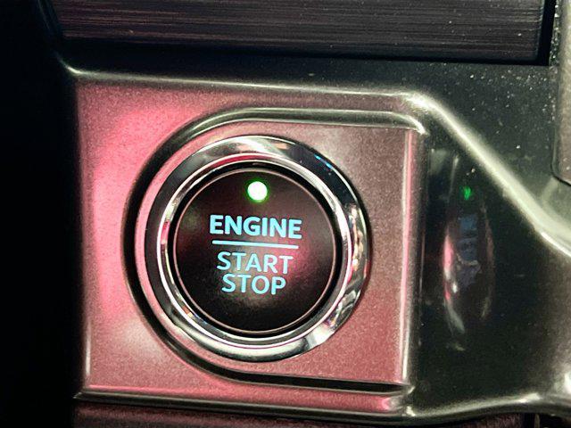 used 2021 Ford F-150 car, priced at $31,375