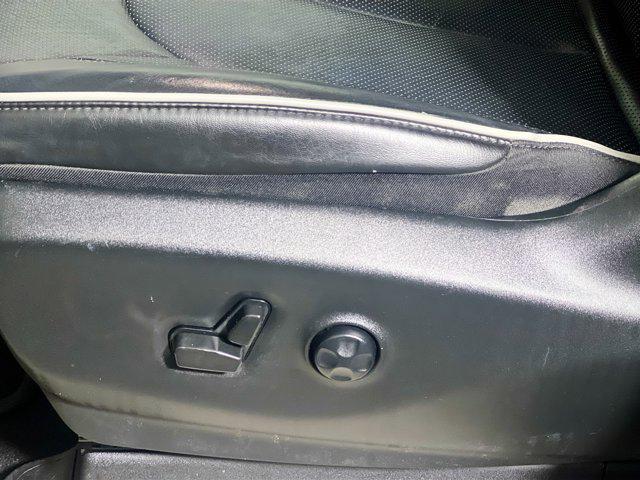 used 2023 Chrysler Pacifica car, priced at $25,346