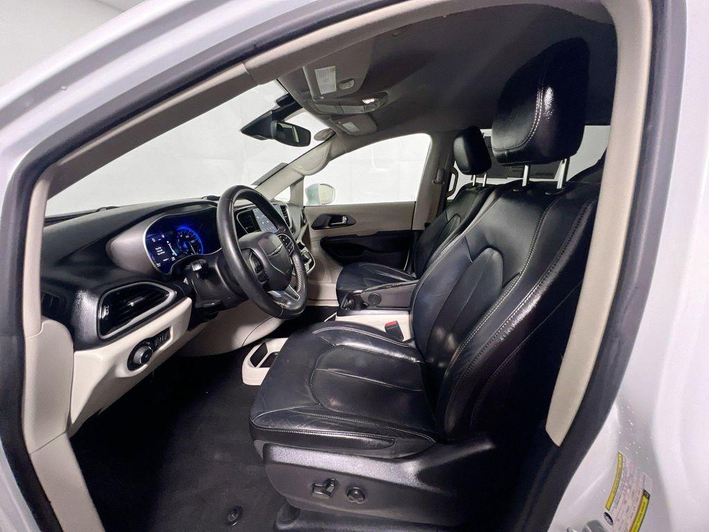 used 2022 Chrysler Pacifica car, priced at $18,390