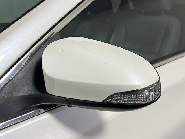 used 2014 Toyota Avalon Hybrid car, priced at $11,100