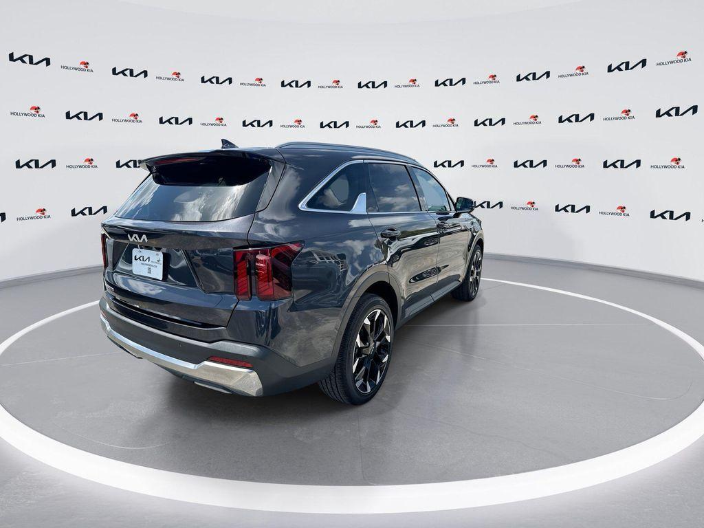used 2025 Kia Sorento car, priced at $34,790