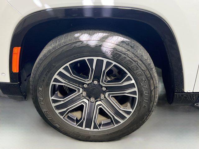 used 2024 Jeep Wagoneer L car, priced at $34,547