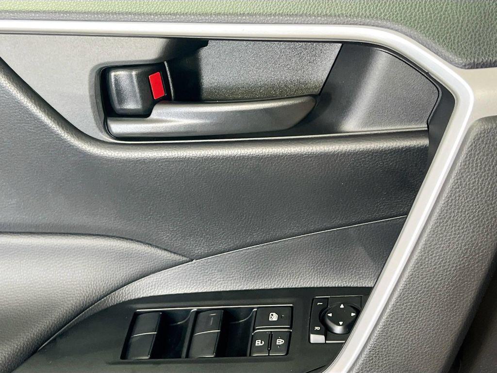 used 2025 Toyota RAV4 car