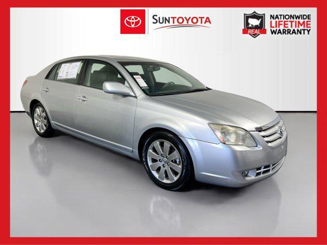 used 2005 Toyota Avalon car, priced at $5,625