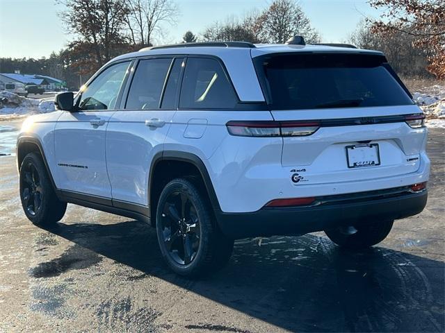 new 2025 Jeep Grand Cherokee car, priced at $53,355