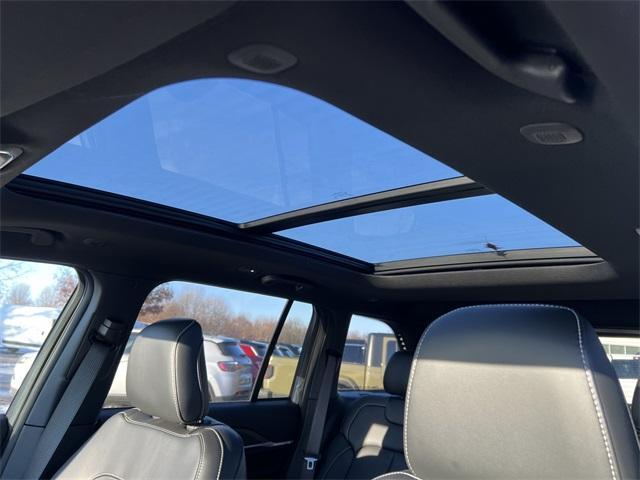 new 2025 Jeep Grand Cherokee car, priced at $53,355