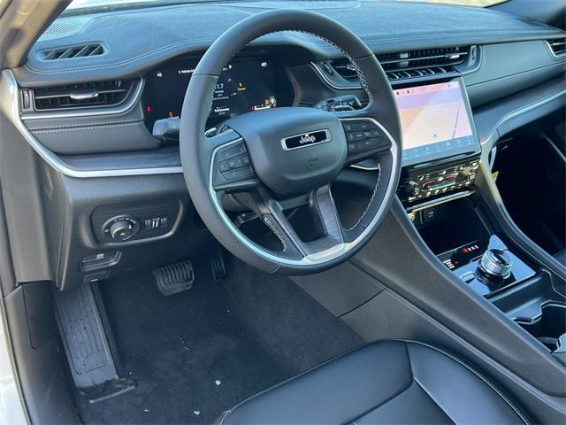 new 2025 Jeep Grand Cherokee car, priced at $53,355