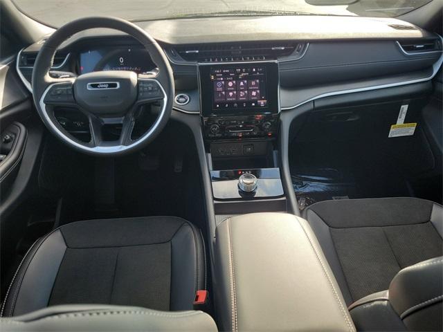 new 2025 Jeep Grand Cherokee car, priced at $47,538