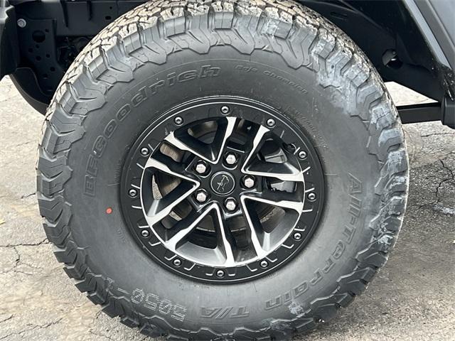 new 2025 Jeep Wrangler car, priced at $57,657