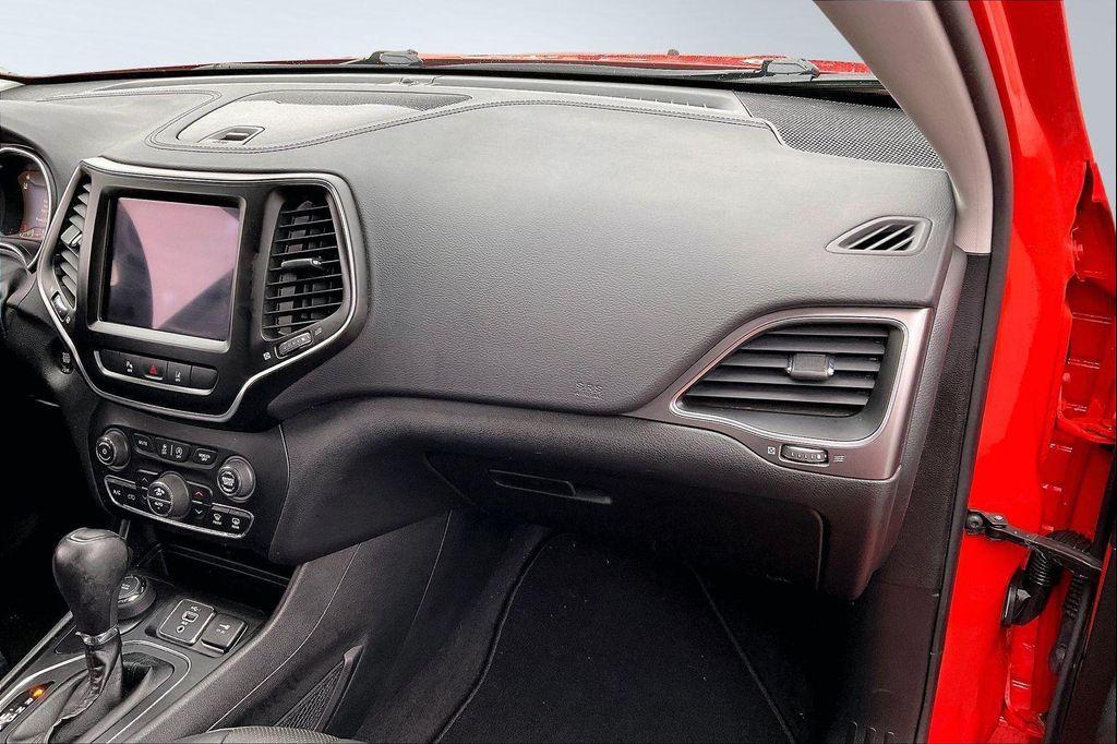 used 2021 Jeep Cherokee car, priced at $16,868