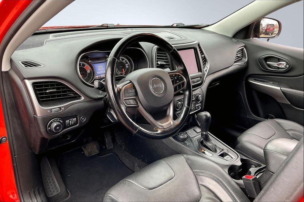 used 2021 Jeep Cherokee car, priced at $16,868