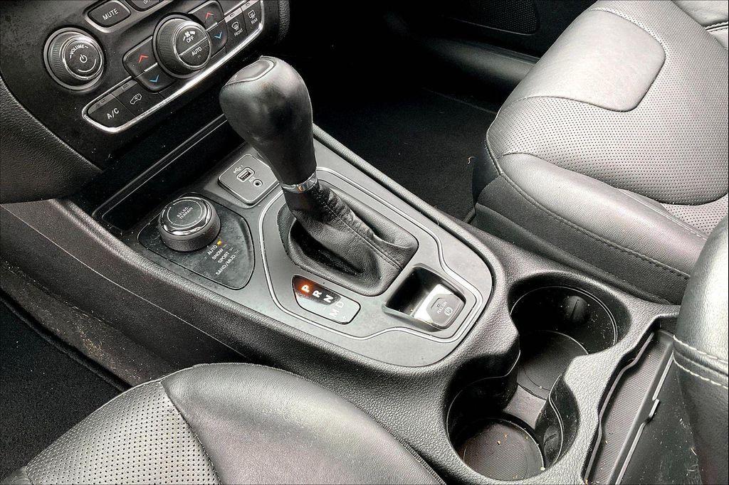 used 2021 Jeep Cherokee car, priced at $16,868