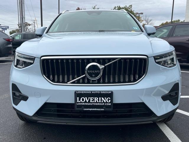 used 2025 Volvo XC40 car, priced at $31,995