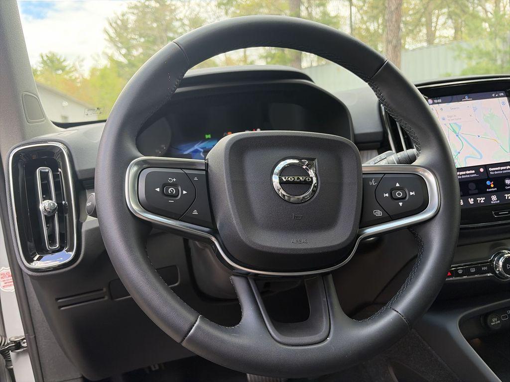 used 2025 Volvo XC40 car, priced at $36,812