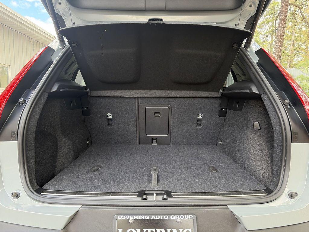 used 2025 Volvo XC40 car, priced at $36,812