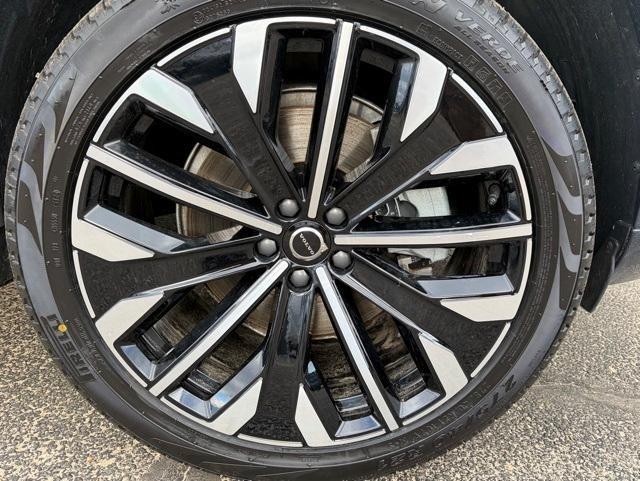 used 2025 Volvo XC90 car, priced at $50,888