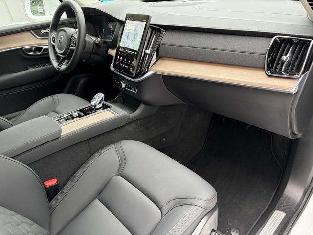 used 2025 Volvo XC90 car, priced at $51,970