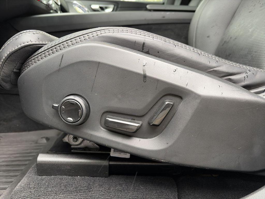 used 2024 Volvo XC60 Recharge Plug-In Hybrid car, priced at $52,988