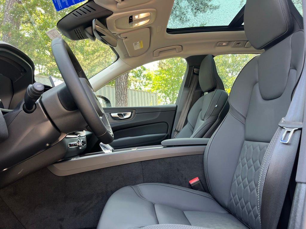 new 2026 Volvo XC60 car, priced at $55,985