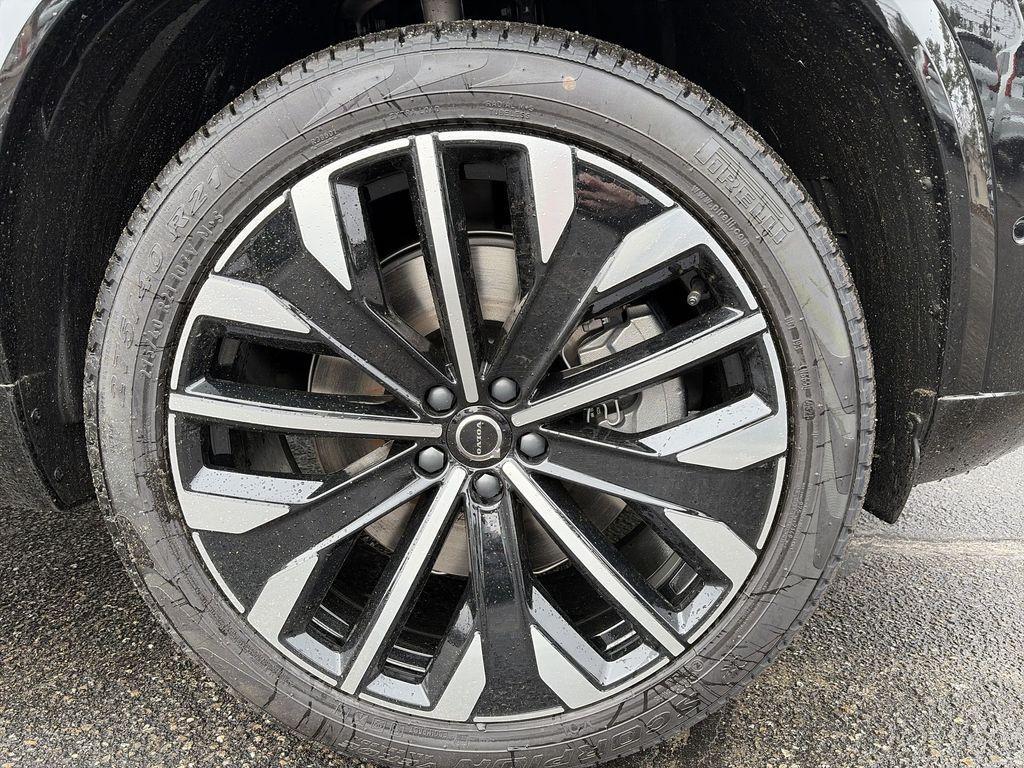 new 2026 Volvo XC90 Plug-In Hybrid car, priced at $86,630