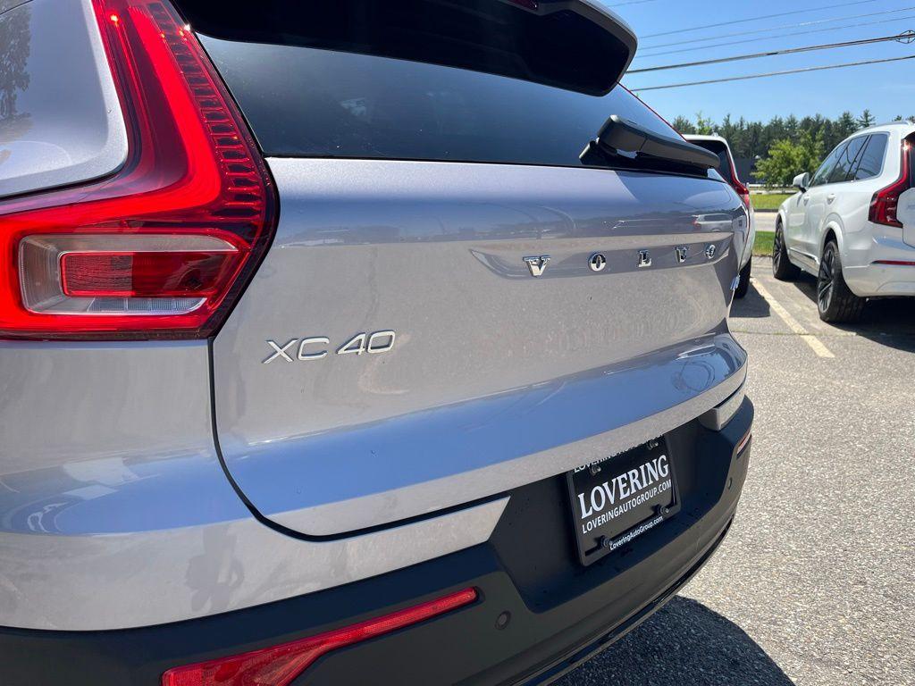 new 2026 Volvo XC40 car, priced at $46,150