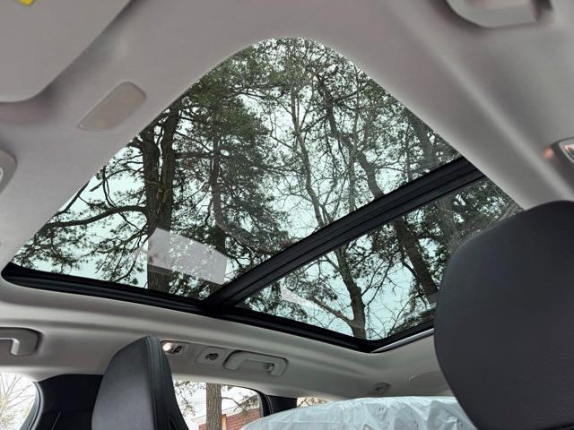 used 2020 Volvo XC60 car, priced at $25,692