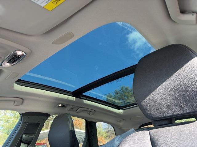 used 2020 Volvo XC60 car, priced at $26,304