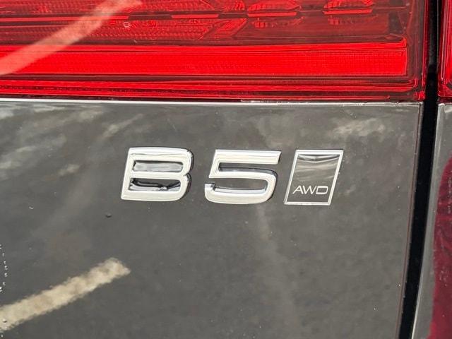 new 2026 Volvo XC60 car, priced at $58,360