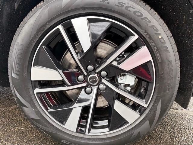 new 2026 Volvo XC60 car, priced at $58,360