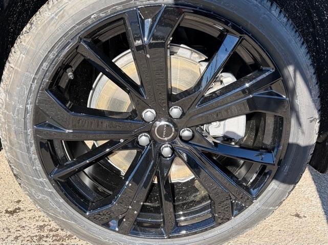 new 2026 Volvo XC60 Plug-In Hybrid car, priced at $81,040