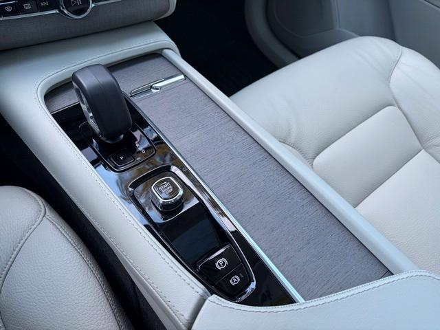 used 2024 Volvo XC90 Recharge Plug-In Hybrid car, priced at $50,399