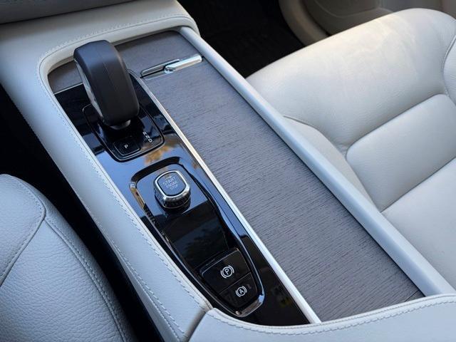 used 2024 Volvo XC90 car, priced at $42,283