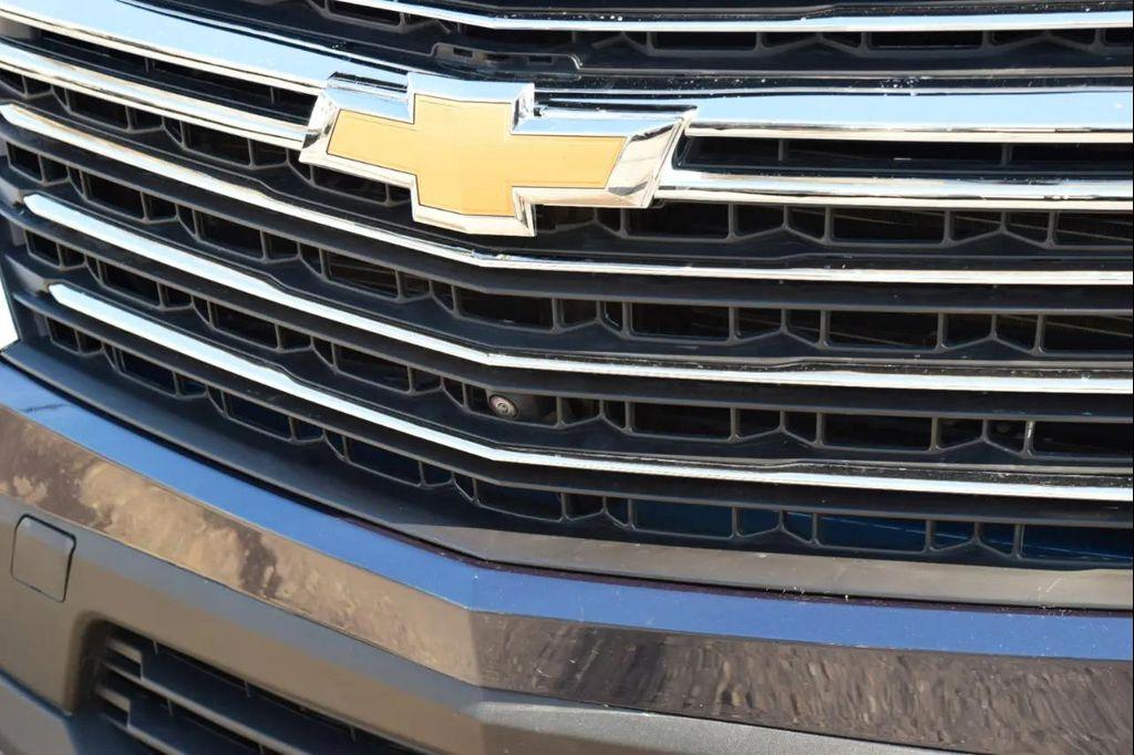 used 2023 Chevrolet Traverse car, priced at $21,995