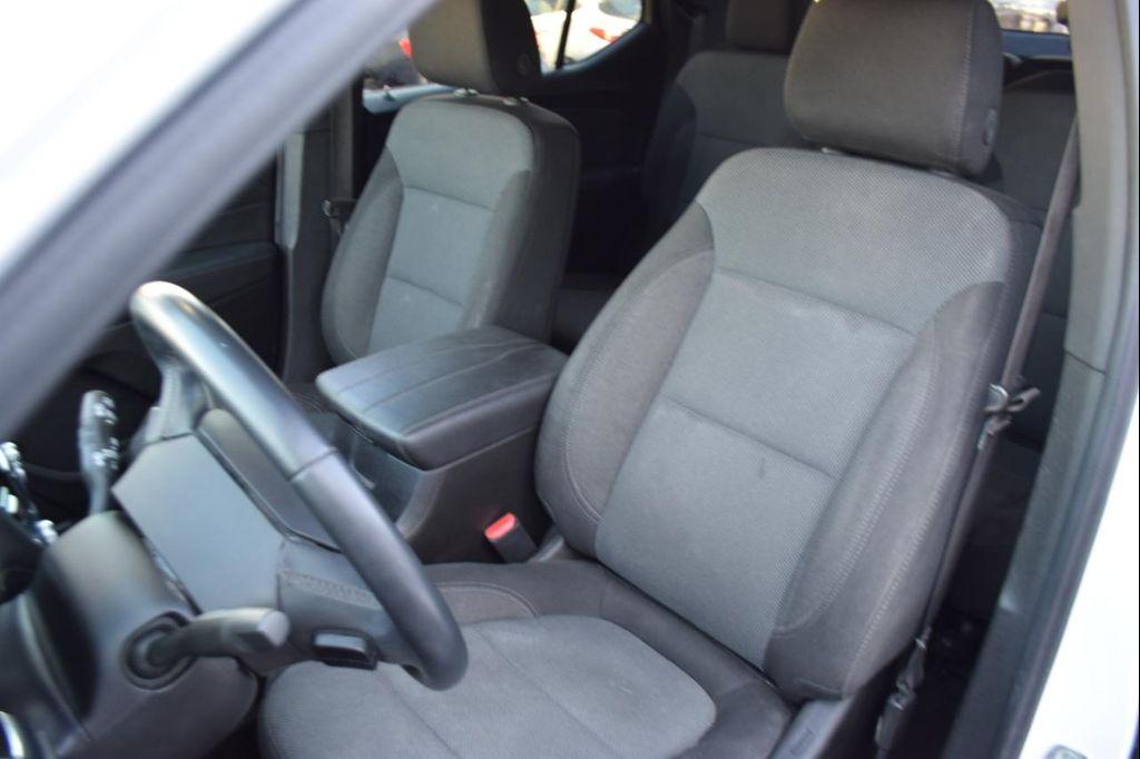 used 2023 Chevrolet Traverse car, priced at $22,995