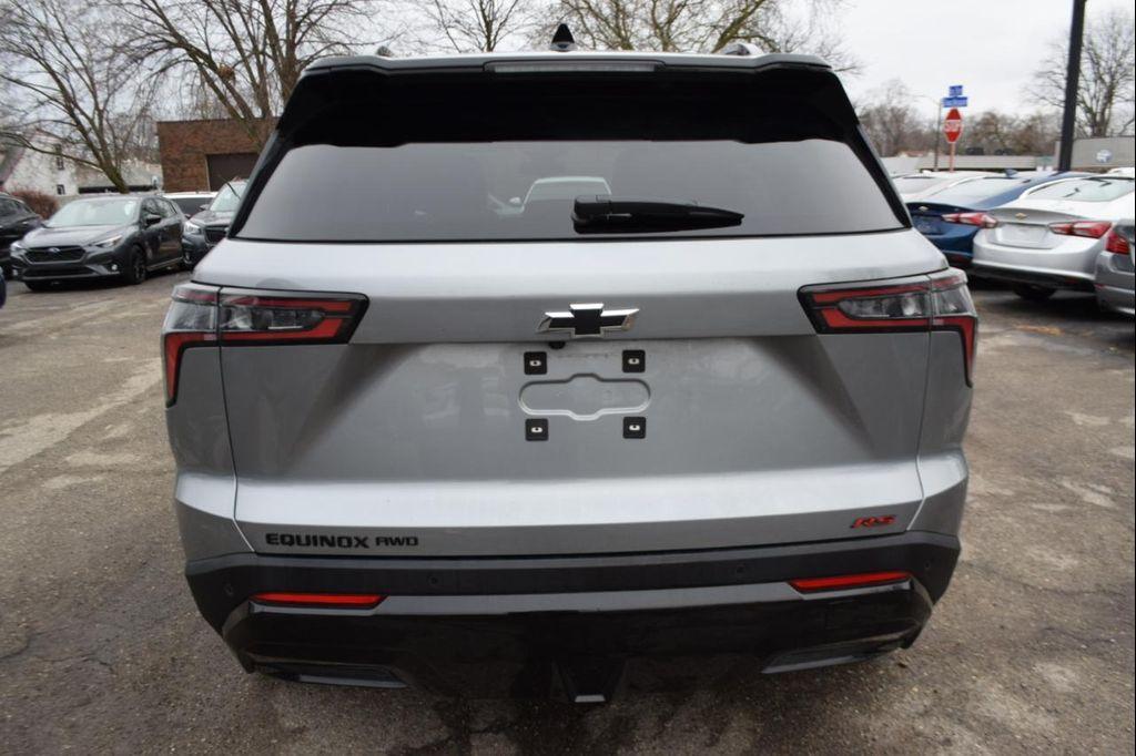 used 2025 Chevrolet Equinox car, priced at $22,995